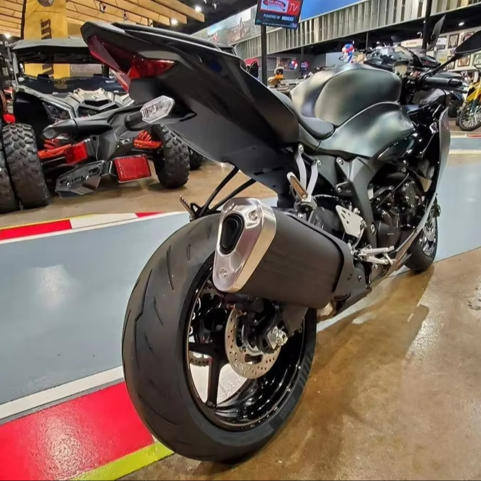 Kawasakis ZX 2024 Motorcycles - High Performance Bikes
