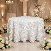 Nappe 3D Rose en Gros, Housse de Table Personnalisée Blanc Ivoire pour Événements de Mariage