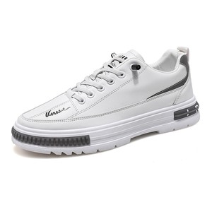 Vente en gros 2024 de chaussures en toile décontractées en cuir avec logo personnalisé pour l'extérieur nouvelle tendance baskets de loisirs noires pour hommes vêtements de sport - Product Image 3