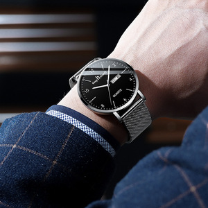 Reloj de Cuarzo para Hombre Keep Touch, Caja de Acero Inoxidable, Correa de Malla de 21 cm, Esfera Analógica, Visualización de Fecha y Día de la Semana, Botón de Presión, Cierre Oculto - Product Image 4
