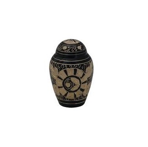 Vente chaude de haute qualité fabriqué à la main prêt à expédier des souvenirs de crémation en laiton pour les restes humains Mini urne pour les cendres - Product Image 3