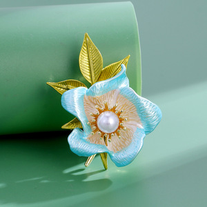 Broches de Flores de Aleación Chapados en Oro con Esmalte de Goteo, Diseños Personalizados, Lujo, Unisex, Regalo para Bodas, Compromisos y Fiestas - Product Image 6