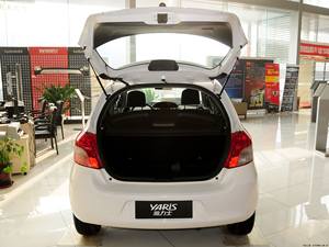 รถยนต์<span class=keywords><strong>มือ</strong></span><span class=keywords><strong>สอง</strong></span> ปี <span class=keywords><strong>2011</strong></span> <span class=keywords><strong>ราคา</strong></span>ถูก เครื่องยนต์เบนซิน 1.6E 5 ที่นั่ง ประหยัดน้ำมัน ดูแลง่าย รถยอดนิยมในแอฟริกา - Product Image 6