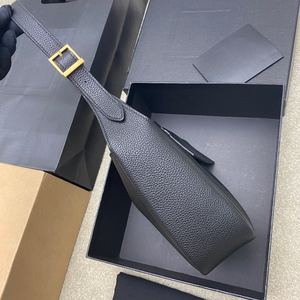 Sac à bandoulière de texture luxueuse, fabrication exquise, soulignant le charme des femmes - Product Image 4