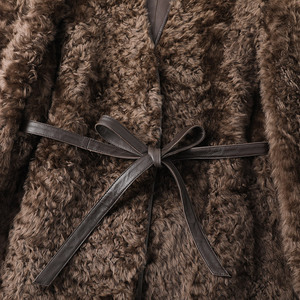 Nuovo <span class=keywords><strong>Cappotto</strong></span> di Lana e <span class=keywords><strong>Pelliccia</strong></span> di Alta Qualità, Invernale, Lussuoso, Caldo, Spesso, con <span class=keywords><strong>Collo</strong></span> a V e Cintura, Elegante, alla Moda, Lunghezza Media, Giacca in Vera <span class=keywords><strong>Pelliccia</strong></span> di Montone per <span class=keywords><strong>Donna</strong></span> - Product Image 4