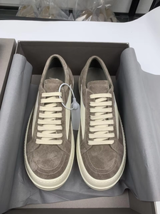 2026 Baskets de luxe haut de gamme pour hommes, en cuir véritable respirant, à semelle épaisse, à lacets, style urbain et skateboard - Product Image 5