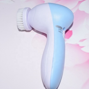 5 en 1 multi-fonction beauté machine <span class=keywords><strong>visage</strong></span> <span class=keywords><strong>brosse</strong></span> nettoyant <span class=keywords><strong>visage</strong></span> nettoyage <span class=keywords><strong>brosse</strong></span> <span class=keywords><strong>anti</strong></span>-âge SPA masseur - Product Image 3