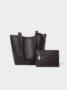 Sac fourre-tout simple en cuir véritable avec grande capacité, sac à bandoulière pour femme, sac seau de style niche - Product Image 4