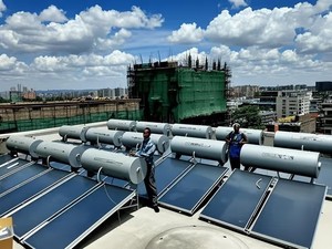 Compact 200L <span class=keywords><strong>300L</strong></span> pour la maison commerciale hôtel système d'<span class=keywords><strong>eau</strong></span> chaude solaire avec système à panneau plat coût des <span class=keywords><strong>chauffe</strong></span>-<span class=keywords><strong>eau</strong></span> solaires - Product Image 5