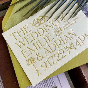 Logo personalizzato in rilievo sentire il romanticismo | Inviti di nozze pastello con artigianato in rilievo | Packaging di carte fatte a mano di lusso - Product Image 6