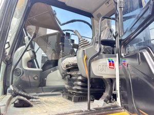 Cat320รถขุดมือสองรถตัก320แมวมือสองยี่ห้อญี่ปุ่น CAT320รถขุดตีนตะขาบ320D - Product Image 3