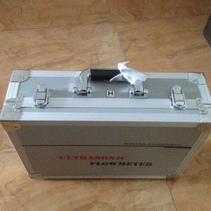 Débitmètre ultrasonique sonique 0,5-50000 m3/h portable à fixation par pince pour la mesure du débit de liquides et de gaz - Product Image 5