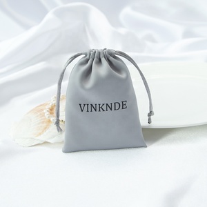 Sac à cordon en satin de luxe 12x16cm, grande taille, avec logo personnalisé, pour perruques, mèches de cheveux, emballage, couleurs assorties, pochette anti-poussière pour bijoux - Vente chaude - Product Image 3