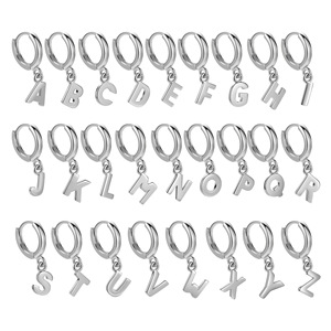 Joyería de moda, pendientes de <span class=keywords><strong>plata</strong></span> de ley 925, colgante de alfabeto de 26 letras inglesas lisas, pendientes de aro chapados en oro para mujer - Product Image 3