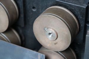 2-asse Foshan automatico piatto in acciaio inox striscia anello di cerchio che fa quadrato anello di ferro che fa macchina per fare anello - Product Image 3