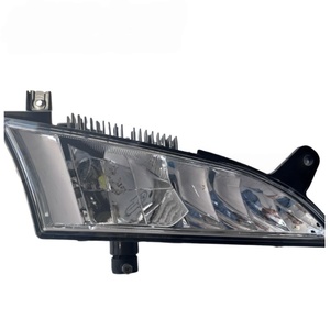 Faro delantero para camión, accesorio Exterior para camión, luz antiniebla delantera para <span class=keywords><strong>Scania</strong></span> R420 P380 <span class=keywords><strong>P410</strong></span> - Product Image 1