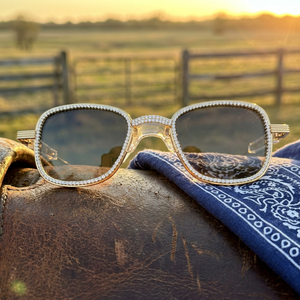 Lunettes de soleil rectangulaires luxueuses à monture dorée avec embellissements en cristal, protection UV400, unisexe, protection solaire pour adultes - Product Image 3