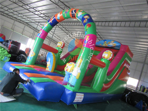 Toboggan gonflable à thème familial de dessin animé, toboggan gonflable géant pour enfants <span class=keywords><strong>en</strong></span> PVC de qualité commerciale pour les fêtes et événements <span class=keywords><strong>en</strong></span> plein air - Product Image 2