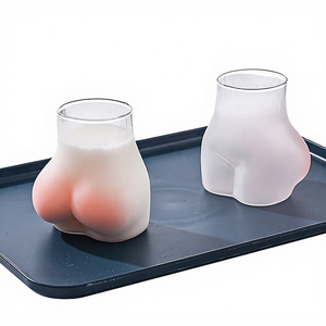 Tazza in Vetro Borosilicato di Alta Qualità con Design Originale a Forma di Sedere Sexy, Grande Capacità Personalizzata - Product Image 1