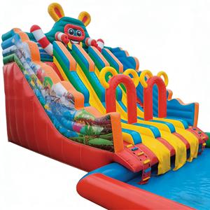 Toboggan aquatique gonflable commercial d'extérieur en PVC, thème monstre de dessin animé, 3 pistes, 12x5x6m, 500kg, pour usage résidentiel par les enfants, personnalisable - Product Image 3