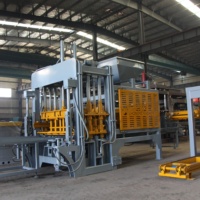 Machine à fabriquer des blocs hydrauliques automatiques QT8-15 pour pavés, bordures et briques en béton