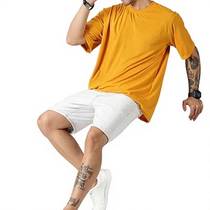 Camiseta de Algodón para Hombre, Cuello Redondo, Manga Corta, Color Amarillo Mostaza, Corte Regular, Estilo Casual, Tejido Jersey - Product Image 5