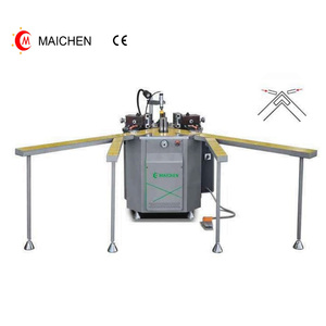 Machine à sertir les coins en aluminium 380V 50HZ à tête unique pour la fabrication de profilés de fenêtres et de portes en aluminium - Product Image 4