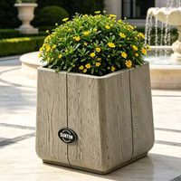Pot Bunga Persegi Berbahan Fiberglass Reinforced Plastic (FRP) Ukuran Besar, Motif Kayu Tiruan, Gaya Eropa-Amerika yang Trendi