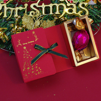 Boîte cadeau de Noël magnétique, boîte d'emballage en carton pliable pour chocolats, cadeaux de fête, boîte à bonbons de Noël rouge avec rubans