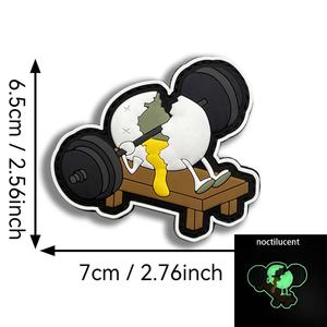 Parche de Goma Luminoso con Forma de Huevo Agrietado para Gimnasio, Divertido, de PVC Suave 3D, con Gancho y Bucle - Product Image 2