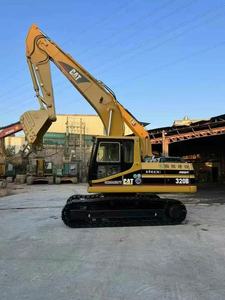 รถขุดไฮดรอลิกแบบตีนตะขาบ CAT 320B มือสอง สภาพ 90% รุ่นปี 2016 - Product Image 2