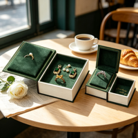 Boîtes à bijoux de luxe avec éclairage USB, pour bagues, colliers et boucles d'oreilles en perles, emballage en velours, ensemble cadeau en gros