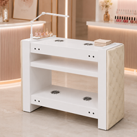 Table de séchage à ongles moderne en bois avec 4 ventilateurs intégrés, 4 lumières LED et revêtement latéral en cuir pour salon de manucure à usage commercial