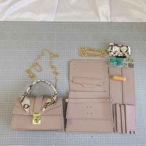Kit de Couture DIY pour <span class=keywords><strong>Sac</strong></span> <span class=keywords><strong>à</strong></span> <span class=keywords><strong>Main</strong></span> ou Besace en Cuir PU, Fabrication Artisanale, Cadeau d'Anniversaire ou de Fête pour Femme et Fille - Product Image 4