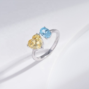 Anillos de compromiso de plata 925 con circonita cúbica 5A, chapados en oro, para mujer, con piedras azules y amarillas, estilo iced out, precio de fábrica, venta al por mayor. - Product Image 1