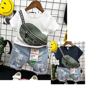 Boys 'kısa kollu T shirt yeni çocuk giyim ile omuzdan askili çanta çocuk T-shirt kot iki parçalı Set