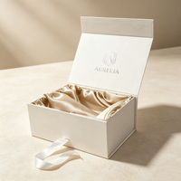 Boîte cadeau rigide pliable de luxe avec fermeture magnétique et insert en satin, boîte haut de gamme personnalisée pour l'emballage de coffrets cadeaux