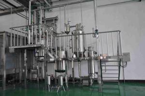 Concentrateur de confiture d'eau de <span class=keywords><strong>miel</strong></span> de <span class=keywords><strong>lait</strong></span> de qualité alimentaire Évaporation d'huile d'alcool Évaporateur sous vide à effets multiples - Product Image 5