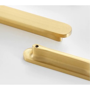 Maniglie per cucina in ottone dorato, pomelli per cassetti, tiranti per armadi e guardaroba, soluzioni <span class=keywords><strong>hardware</strong></span> moderne e minimaliste allungate per mobili. - Product Image 4
