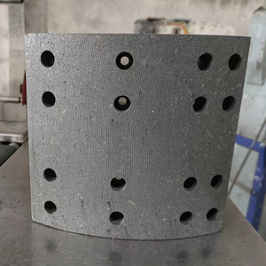 Pièces <span class=keywords><strong>de</strong></span> <span class=keywords><strong>frein</strong></span> Doublure <span class=keywords><strong>de</strong></span> <span class=keywords><strong>frein</strong></span> Doublure <span class=keywords><strong>de</strong></span> <span class=keywords><strong>tambour</strong></span> <span class=keywords><strong>de</strong></span> <span class=keywords><strong>frein</strong></span> 4515 std 19705/19706 pour FUWA 13T <span class=keywords><strong>de</strong></span> haute qualité - Product Image 3