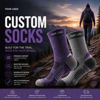 Chaussettes de randonnée épaisses personnalisées avec logo, vente chaude, design brodé, chaussettes de sport en laine mérinos pour la randonnée et le trekking