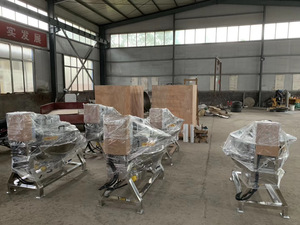 Pentola Industriale Ribaltabile in Acciaio Inox per Alimenti con Agitatore e Riscaldamento - Product Image 4
