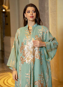 ชุดเลเฮนกาโชลีปักลายดอกไ<span class=keywords><strong>ม</strong></span>้หรูหราประดับเลื่อ<span class=keywords><strong>ม</strong></span>สี<span class=keywords><strong>ทอง</strong></span>สำหรับงานอีด อัลฟิตร์ รอ<span class=keywords><strong>ม</strong></span>ฎอน งานเลี้ยง ดูไบ - Product Image 4