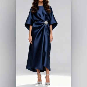 Robes en satin élégantes pour femmes, décorées de fleurs en perles, tendance - Product Image 1