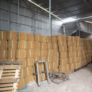 เชือกมะพร้าวสีน้ำตาลธรรมชาติสำหรับบรรจุภัณฑ์ที่เป็นมิตรกับสิ่งแวดล้อมการรองรับพืชการประดิษฐ์และการใช้งานทั่วไป - Product Image 1