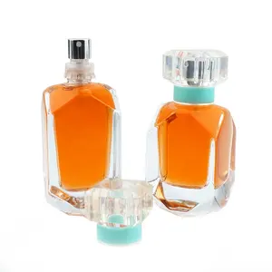 Fabrieksfabricage Glazen Parfumfles Lege Doorzichtige 30Ml 50Ml Met 15Mm Sproeierdeksel