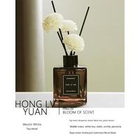Set Diffuser Reed Seri Hotel Mewah 50ml dengan Bunga Sola Putih & Bola Rotan Botol Hitam Aroma Pewangi Rumah Hadiah