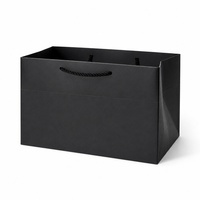 Sac shopping en papier noir A4 avec poignée en corde, design rectangulaire peu profond, pour cadeaux, événements commerciaux, vente en gros et impression personnalisée