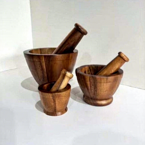 Mortero y Pilón de Madera Okhli Tradebyd, Calidad Premium, Sostenible, Apto para Lavavajillas, Triturador de Especias Tradicional para Cocinas Orgánicas - Product Image 1