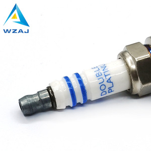 Bougie d'allumage Iridium WZAJ 0242230500 FR8DPP33 pour moteur à essence, transmission manuelle - Product Image 4